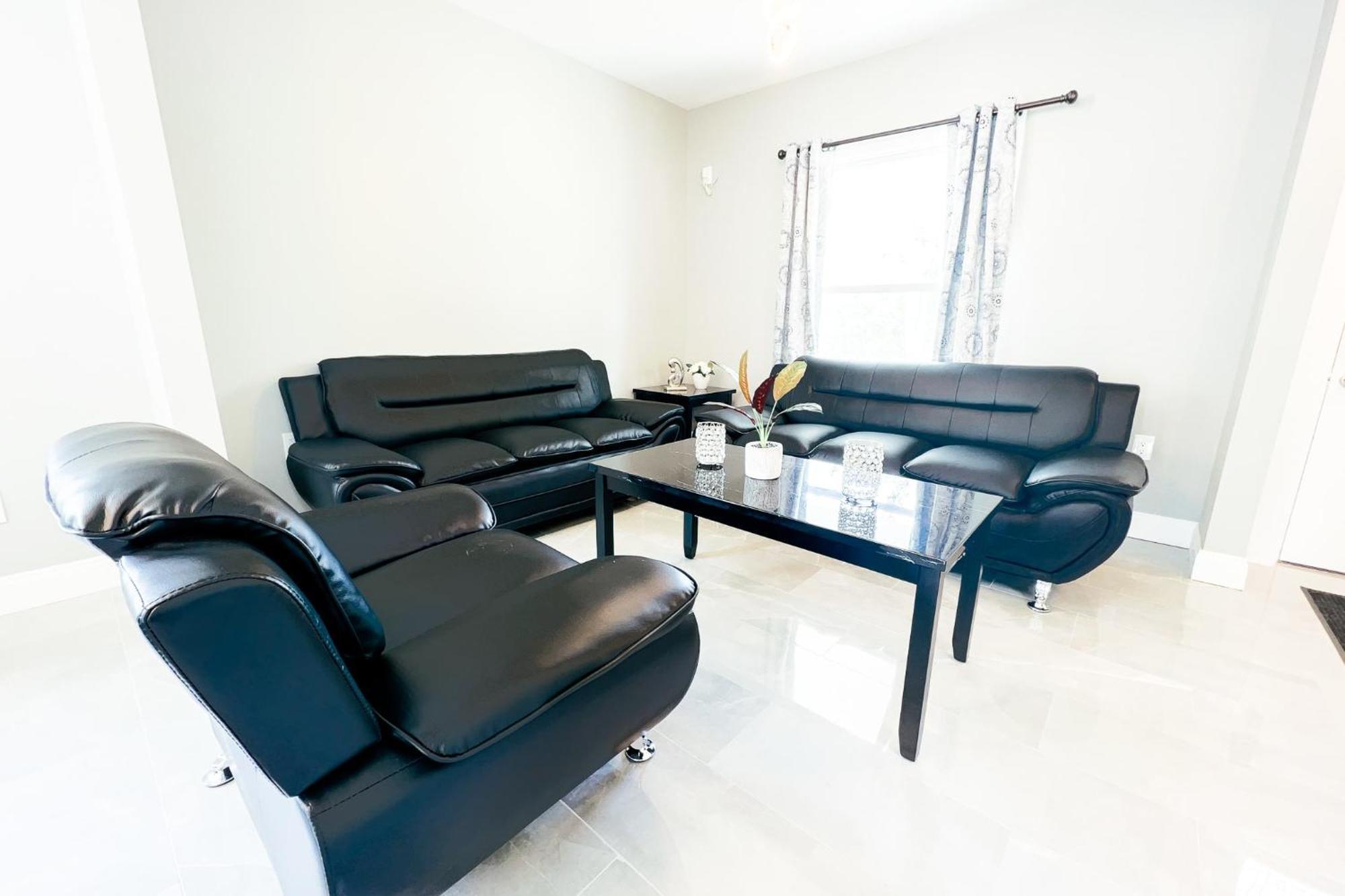 2 Homes, 1 Stay-7Br Niagara Falls Compound Exteriér fotografie
